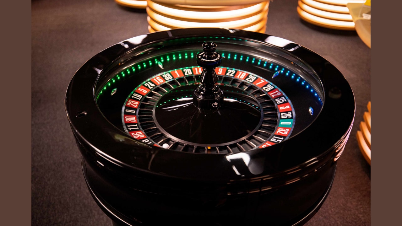 Roulette wheel at an online casino studio